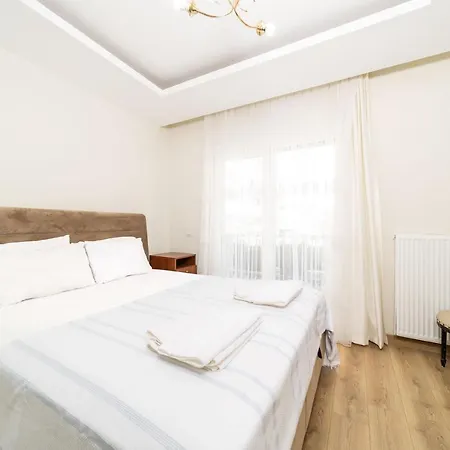 Charming And Colorful Apartment With Pool View Shared Pool And Balcony In Konyaalti Daire *