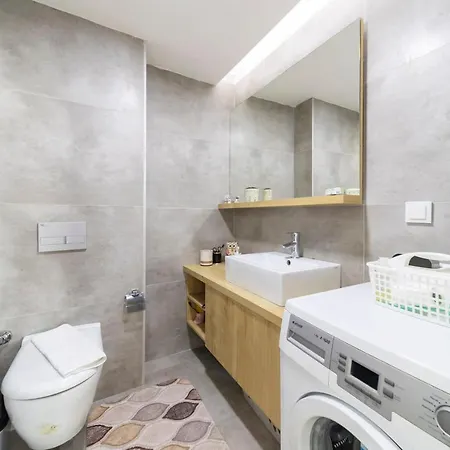 Apartman Charming And Colorful Apartment With Pool View Shared Pool And Balcony In Konyaalti Antalya