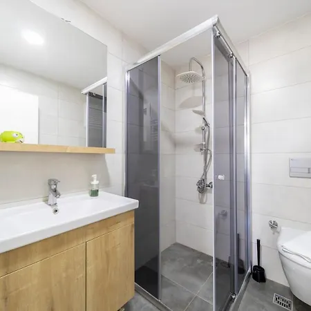 Daire Charming And Colorful Apartment With Pool View Shared Pool And Balcony In Konyaalti Antalya